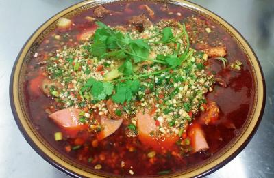 正宗冒菜技术培训班在哪里？专业培训冒菜技术