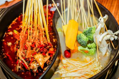 蜀味缘串串香技术培训：哪里学串串香技术好一点？