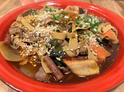 四川麻辣烫技术培训学校哪里好？蜀味缘小吃培训深度解析