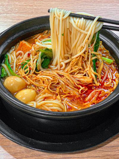 成都砂锅米线培训班地址在哪里？蜀味缘小吃培训学校详细指南