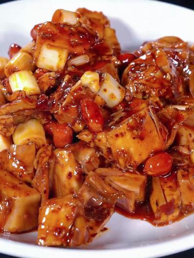 凉拌兔丁技术培训课程有哪些？蜀味缘凉菜技术培训班一对一教学