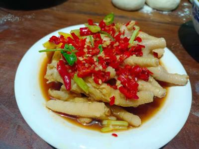 泡椒凤爪技术培训学校哪家好？蜀味缘餐饮小吃培训深度解析