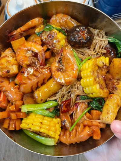 麻辣香锅技术培训哪家好?蜀味缘培训学校一对一教学