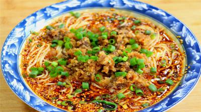 川味面技术培训学校怎么样啊?蜀味缘培训班比较好!