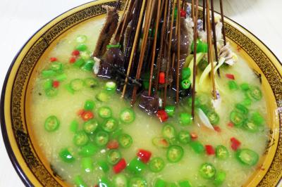 钵钵鸡培训一般多少钱?四川蜀味缘钵钵鸡培训学校