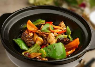 砂锅菜技术培训哪家好一点?成都蜀味缘砂锅菜小吃培训学校