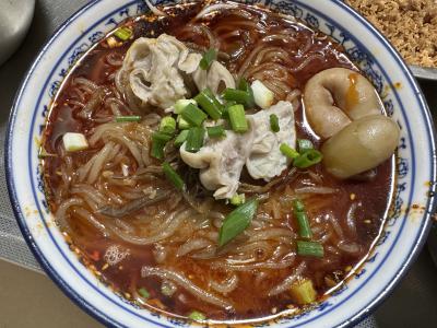 手工肥肠粉技术培训班在哪里学？成都蜀味缘餐饮培训学校
