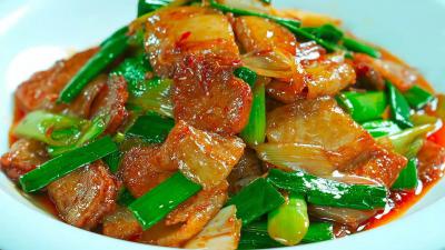 回锅肉技术培训班多少钱？蜀味缘川菜技术学校性价比高