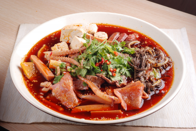 正宗麻辣烫技术培训去哪里?成都蜀味缘餐饮培训学校为你揭秘