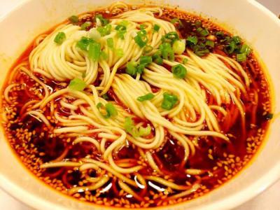学各种面食技术培训班哪里好？蜀味缘小吃培训学校为你解答